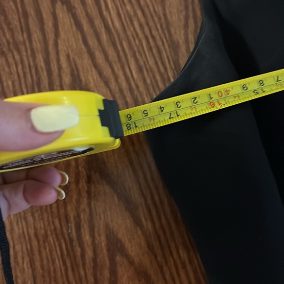 Jones New York staple Black sleeveless mini Dress sheath V neck zippered back 8 - Picture 8 of 12